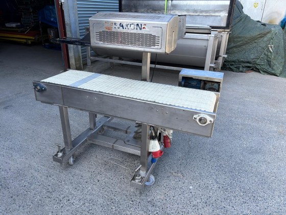Saxon Bag Sealer with Conveyor Pic 1004